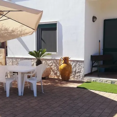 Holiday home Dimora Specchia *